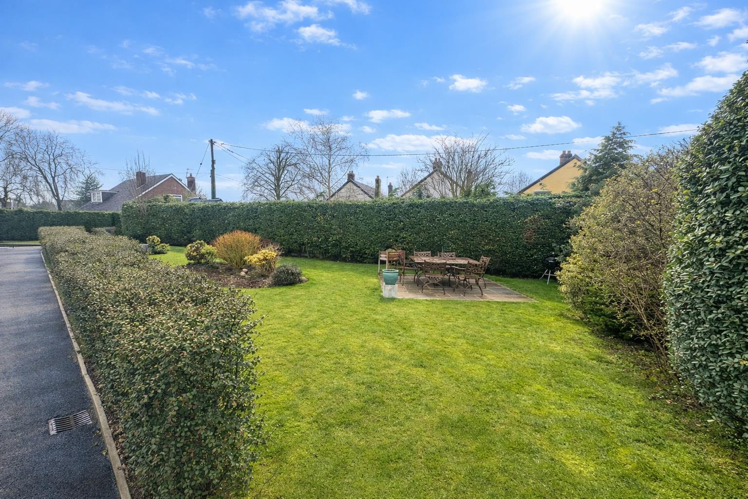 1 Silvana Gardens Whittington Road, Oswestry, SY11 3QT For Sale